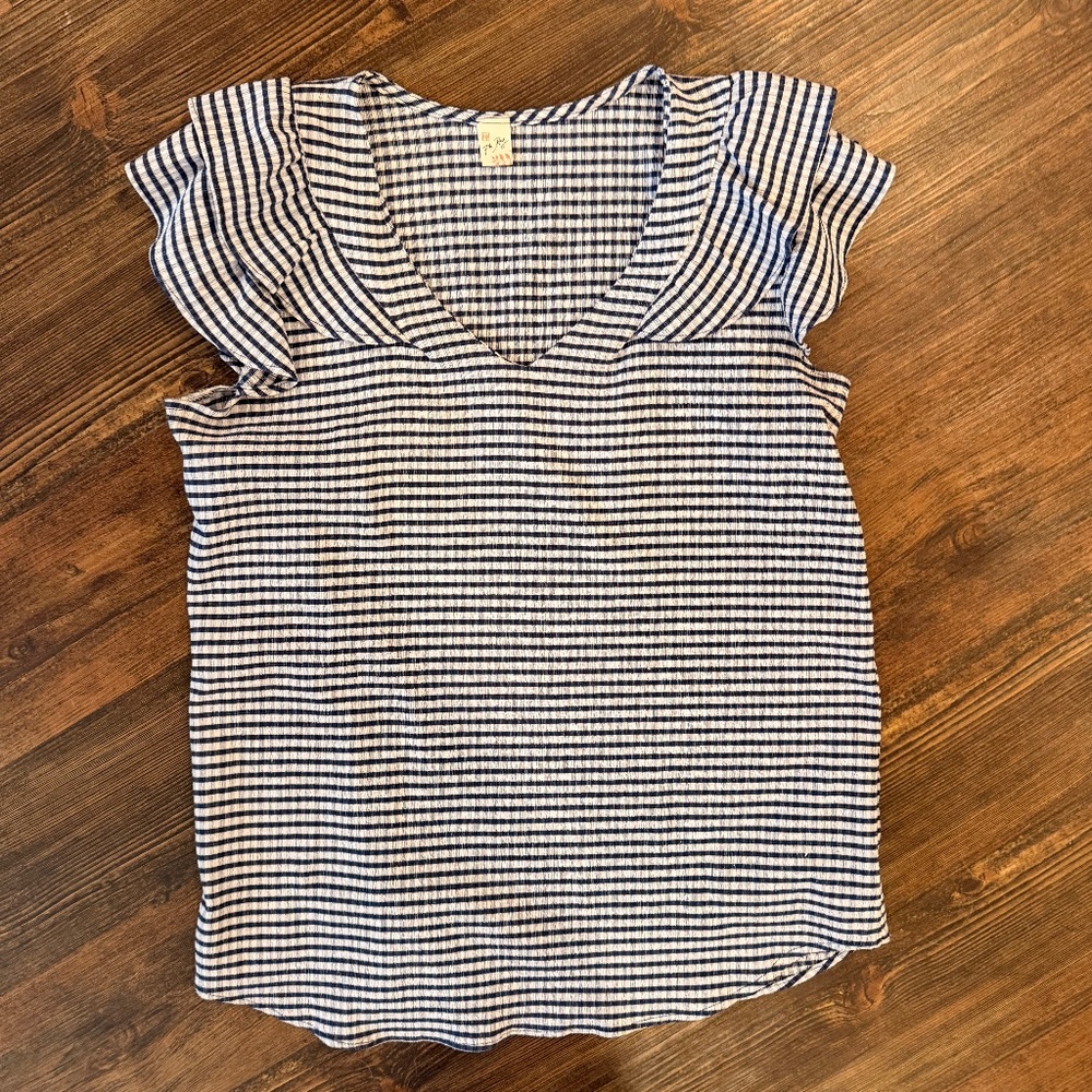 Free People Navy & White Gingham Ruffle Sleeve Top | Textured Cotton | Women’s M